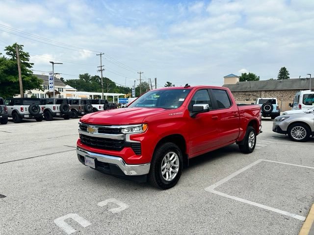 Used 2023 Chevrolet Silverado 1500 LT AWD/4WD image 6