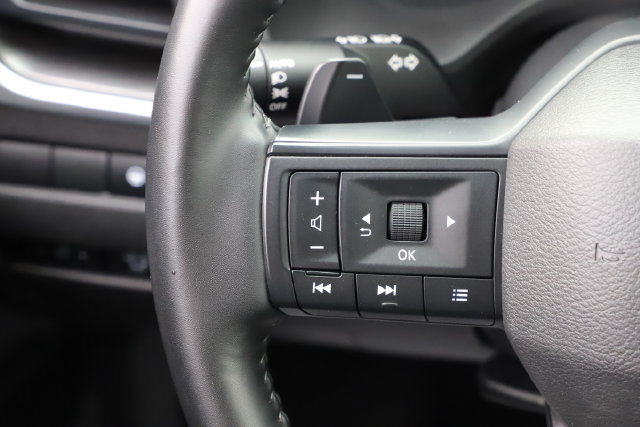 Used 2025 Nissan Rogue SV AWD/4WD image 23
