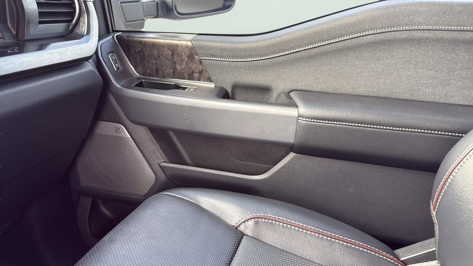 Certified 2023 Ford F250 Lariat w/ Lariat Ultimate Package image 24