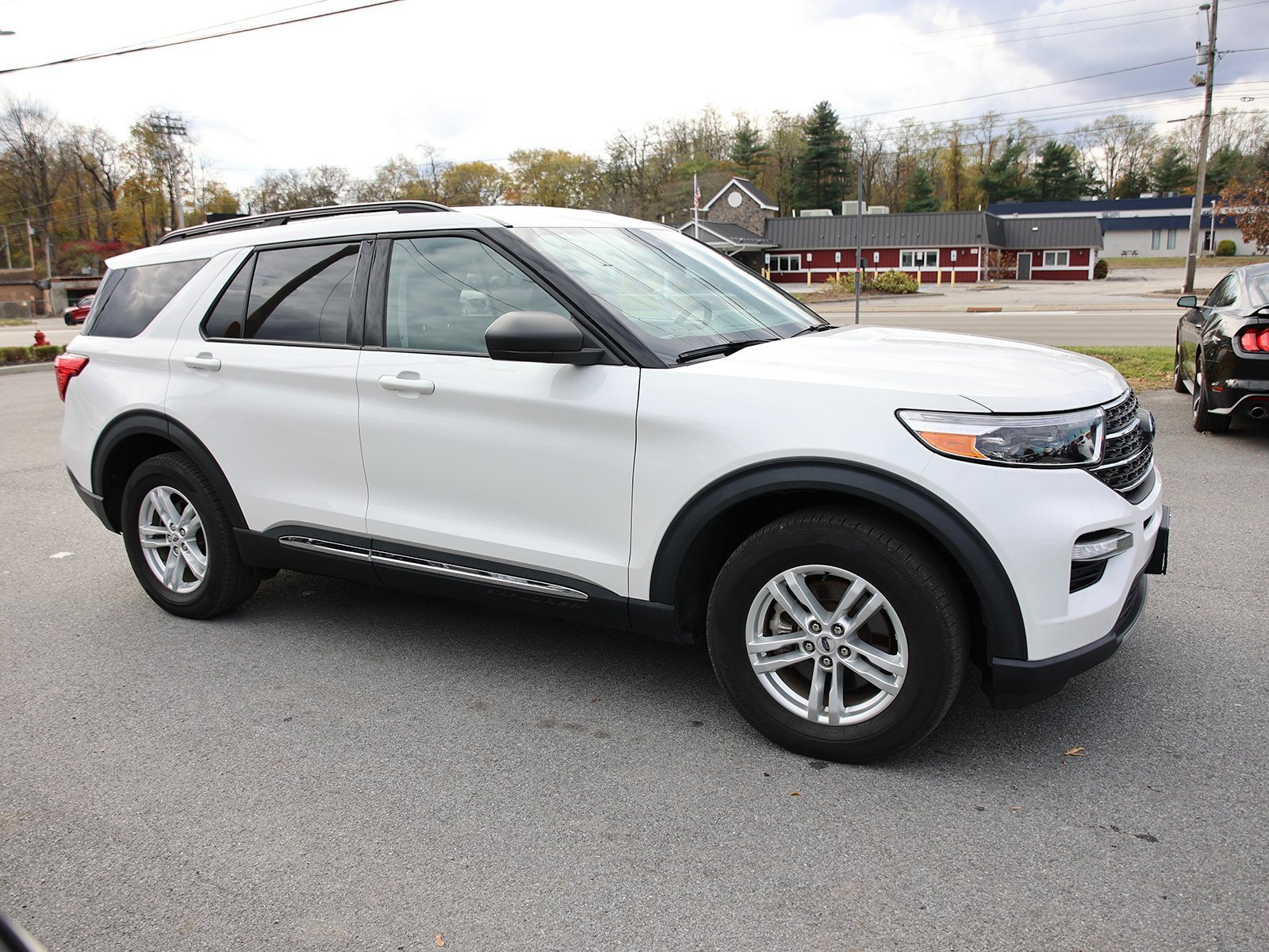 Certified 2022 Ford Explorer XLT w/ Equipment Group 202A image 2