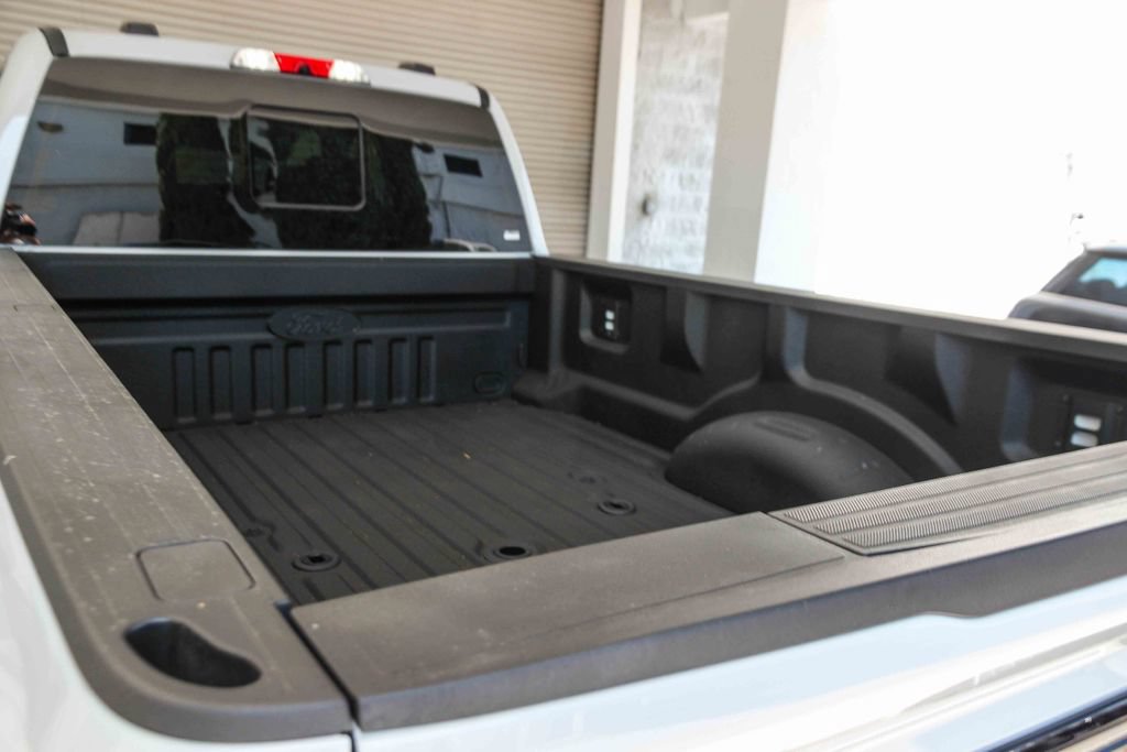 Certified 2026 Ford F450 Platinum w/ FX4 Off-Road Package AWD/4WD image 27