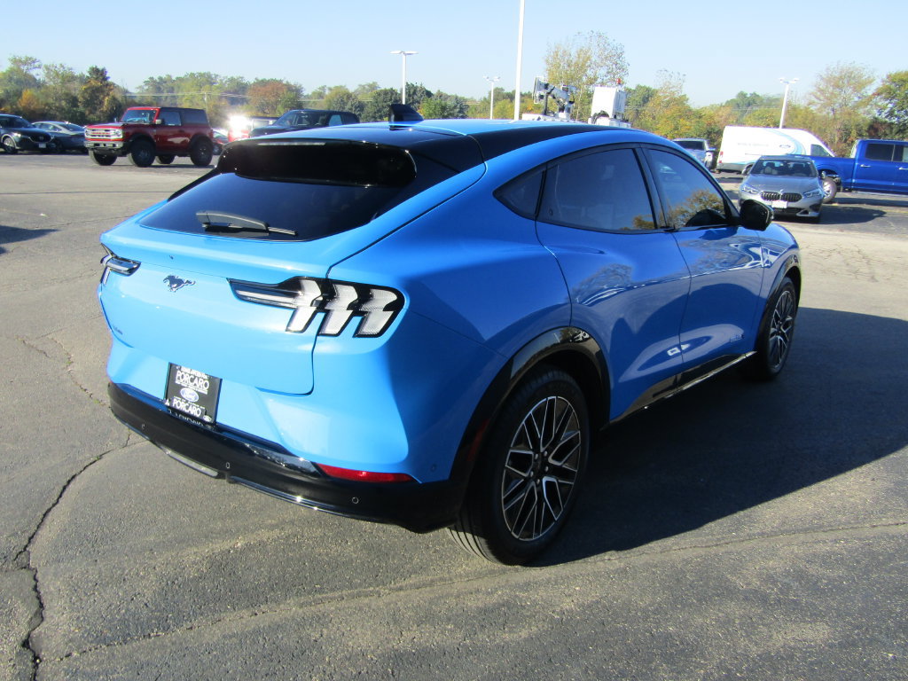Certified 2024 Ford Mustang Mach-E Premium AWD/4WD image 5
