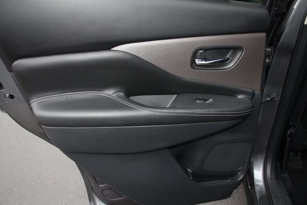 Used 2023 Nissan Murano SV FWD image 21