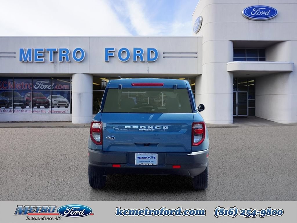 Certified 2023 Ford Bronco Sport Outer Banks w/ Tech Package AWD/4WD image 4
