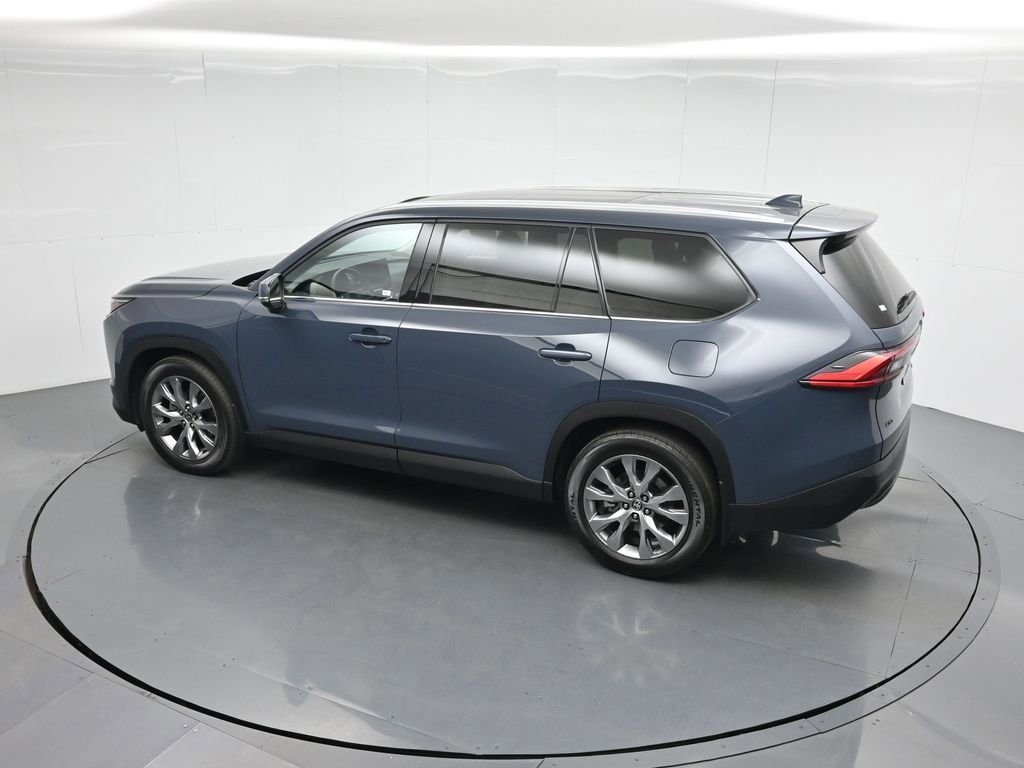 Used 2024 Toyota Grand Highlander Limited image 19