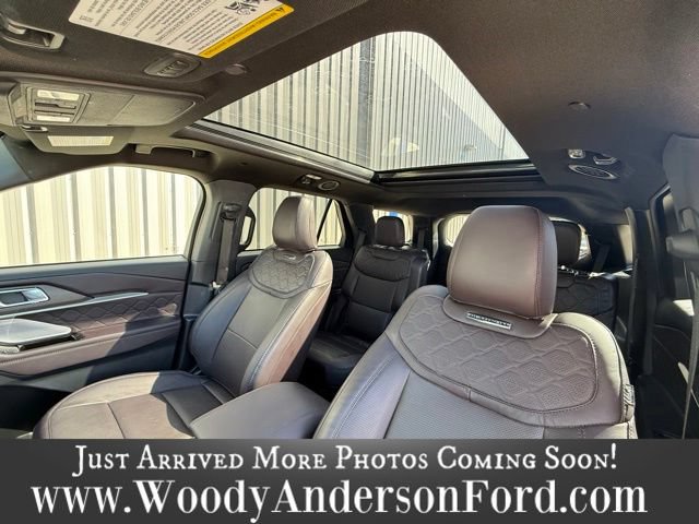 Certified 2026 Ford Explorer Platinum w/ LUX Leather Package AWD/4WD image 6
