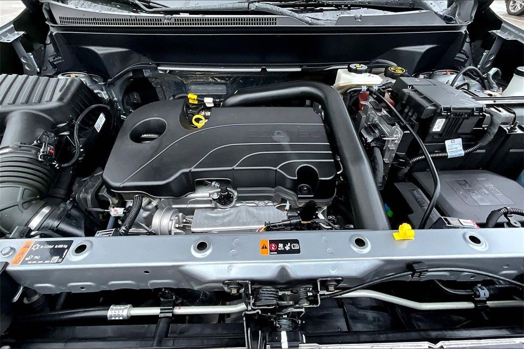 Used 2023 Chevrolet Equinox LT w/ Driver Convenience Package image 12