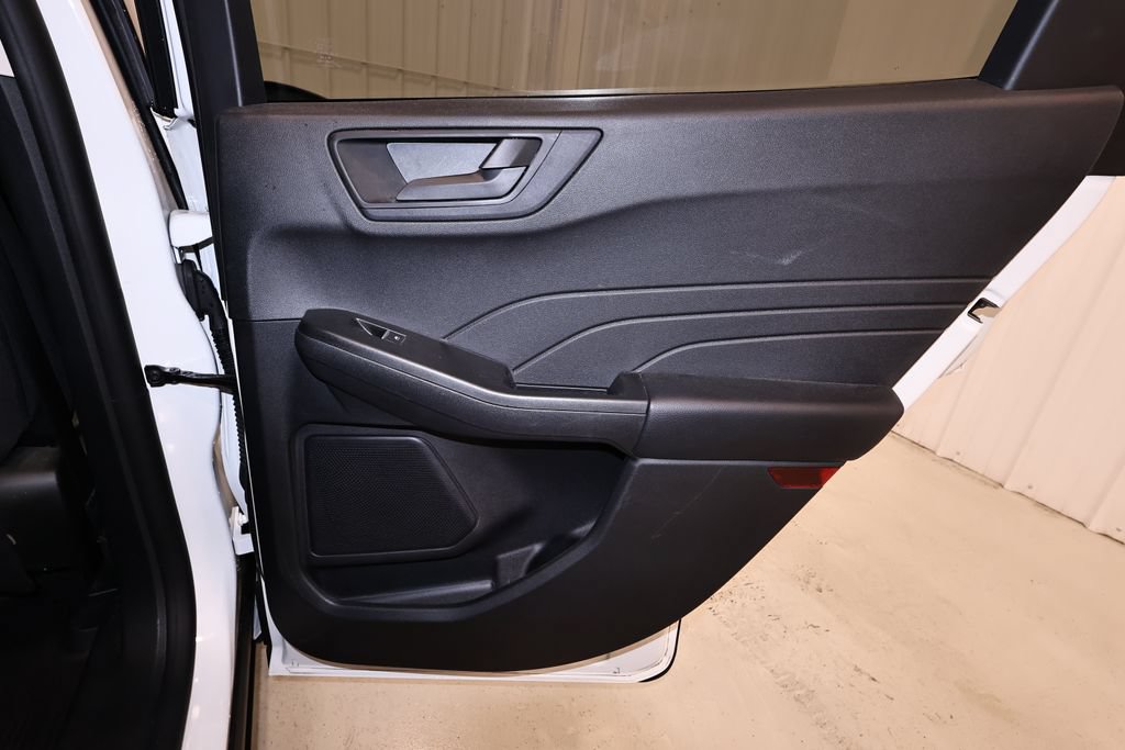 Certified 2022 Ford Escape SE w/ SE Sport Appearance Package AWD/4WD image 17