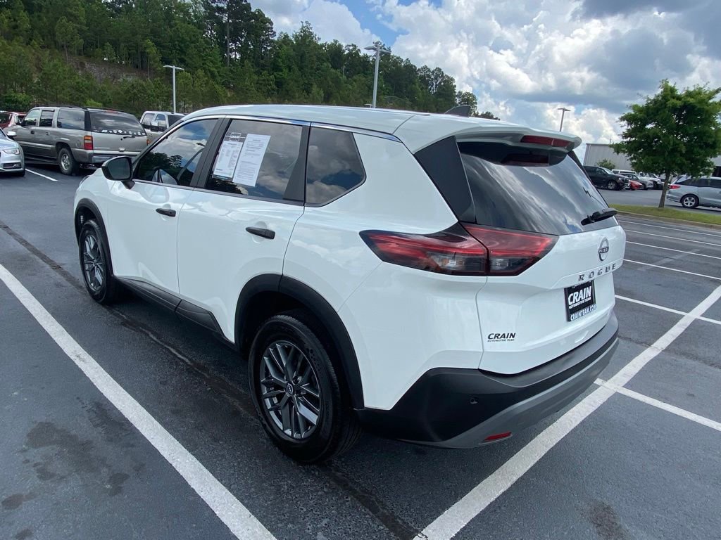 Used 2023 Nissan Rogue S FWD image 5