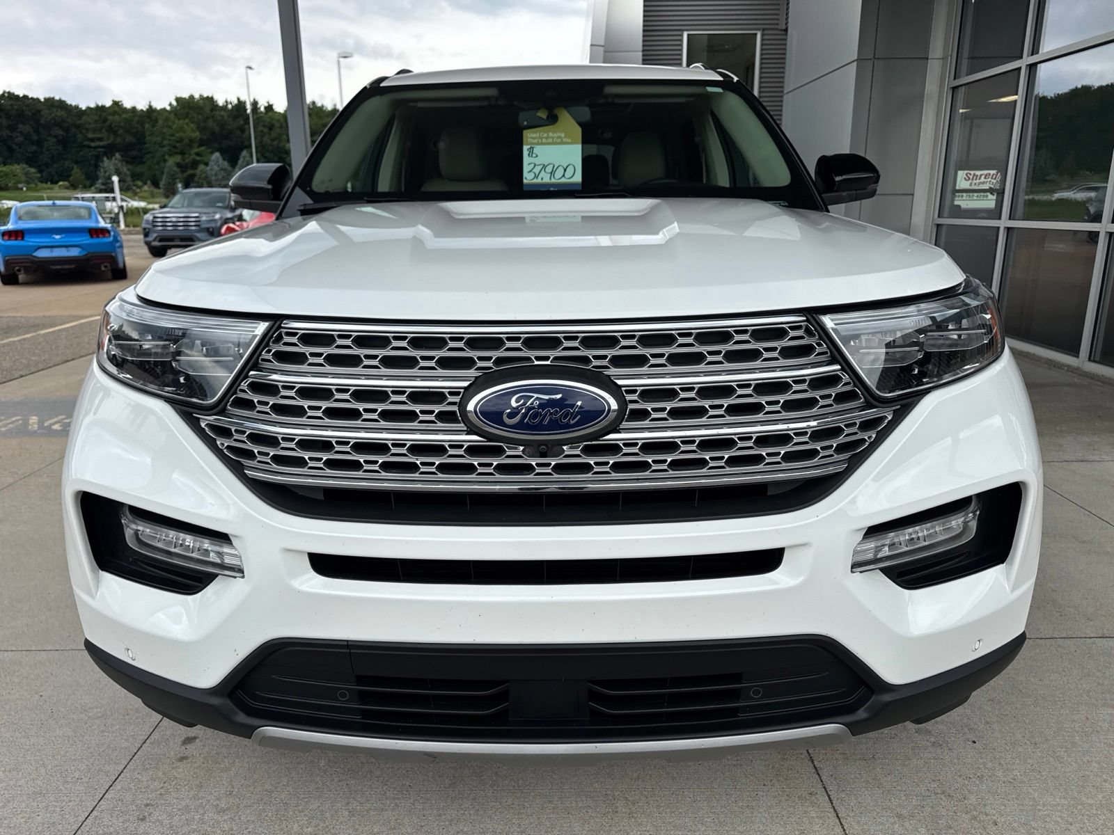 Certified 2024 Ford Explorer Limited w/ Equipment Group 301A AWD/4WD image 11