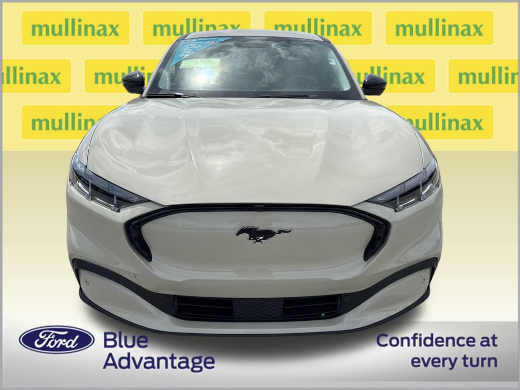 Certified 2025 Ford Mustang Mach-E Premium RWD image 11