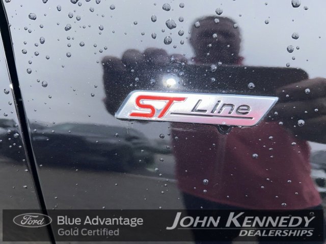 Certified 2025 Ford Escape ST-Line w/ Cold Weather Package image 6