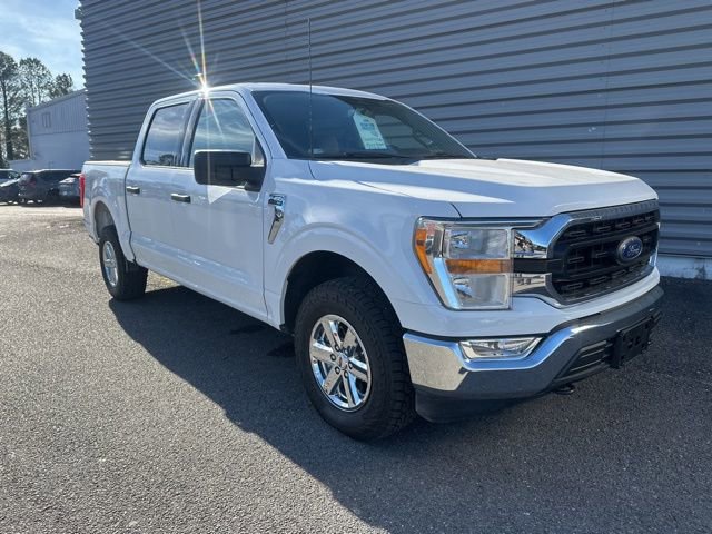 Certified 2022 Ford F150 XLT w/ Equipment Group 301A Mid