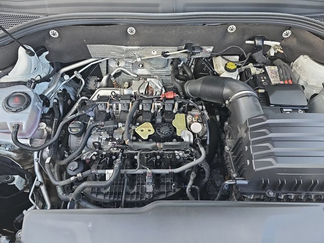 Used 2024 Volkswagen Atlas SE FWD image 33