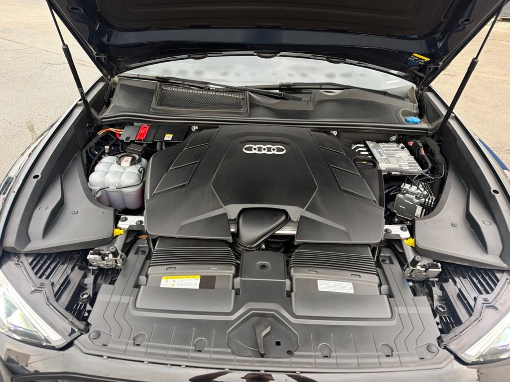 Used 2024 Audi Q8 Premium Plus AWD/4WD image 37