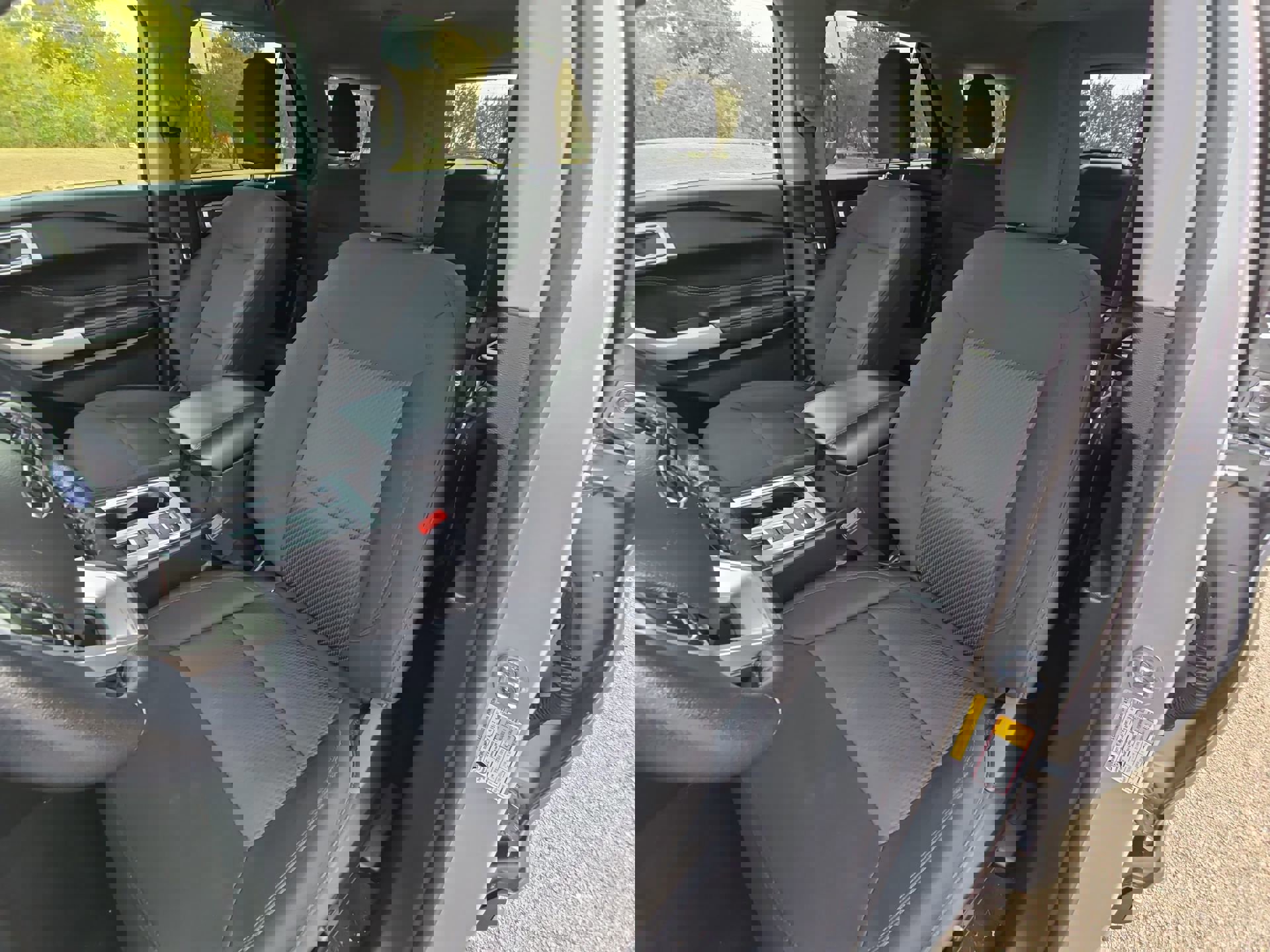 Certified 2022 Ford Explorer XLT image 12