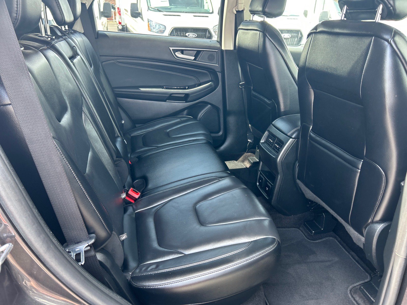 Certified 2020 Ford Edge Titanium AWD/4WD image 20