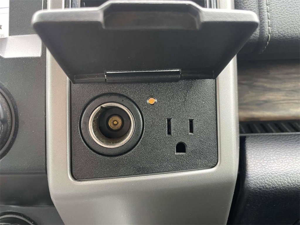 Certified 2019 Ford F150 Lariat image 23
