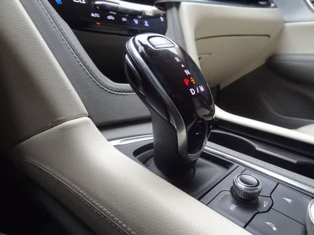Used 2020 Cadillac XT6 Premium Luxury FWD image 44