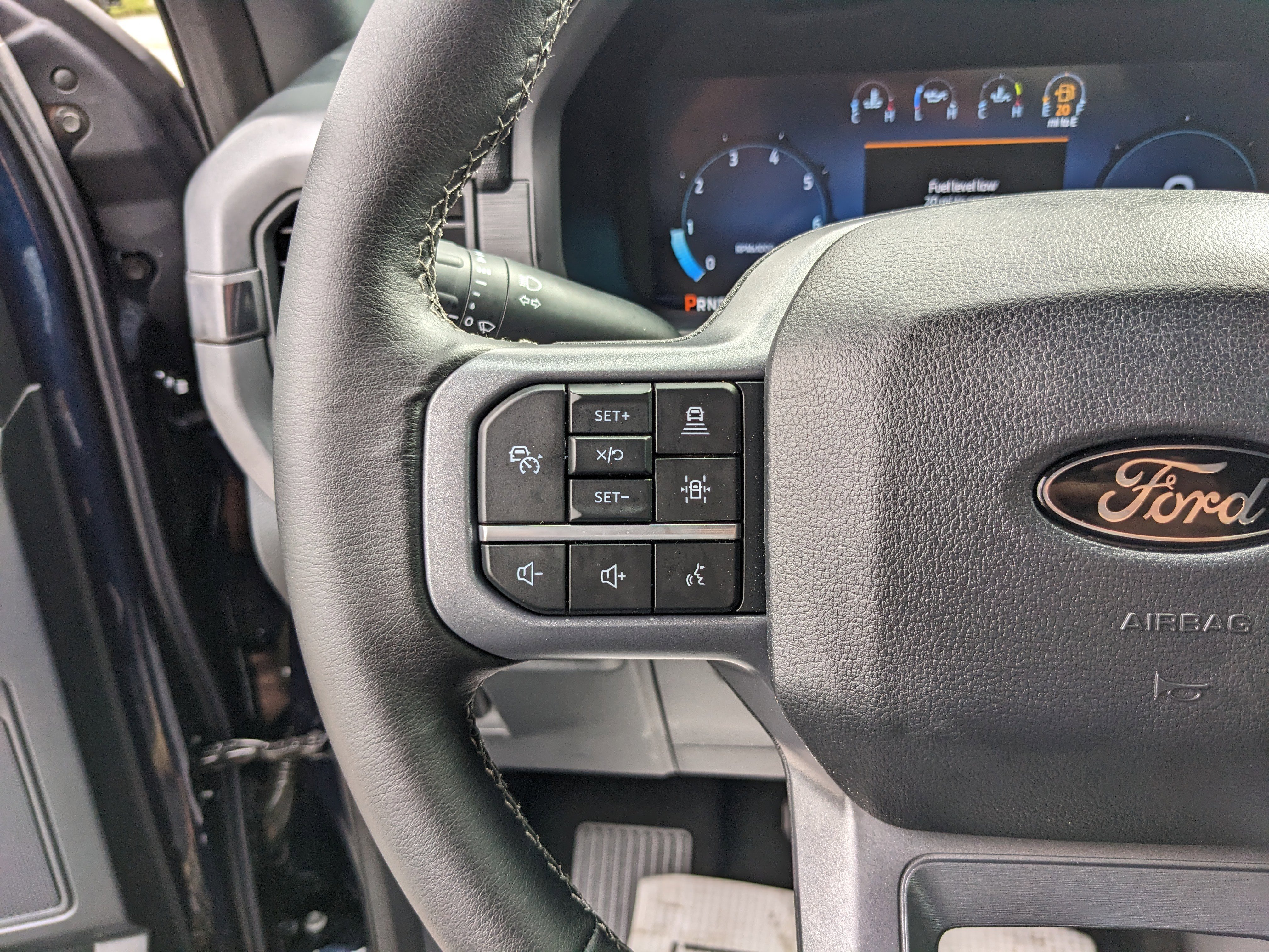 Certified 2025 Ford F150 XLT w/ Equipment Group 302A MID image 30