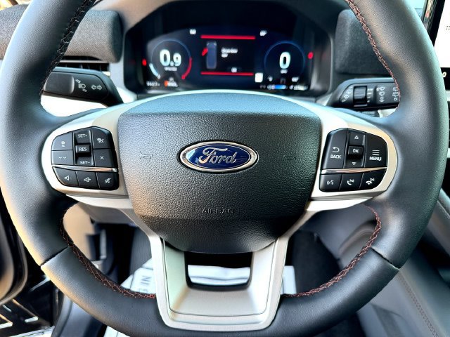 Certified 2026 Ford Explorer Active w/ Active Comfort Package RWD image 12