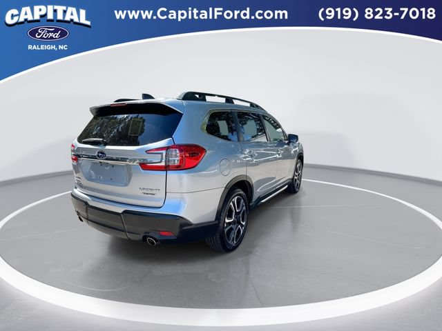 Used 2023 Subaru Ascent Limited w/ Technology Package AWD/4WD image 8