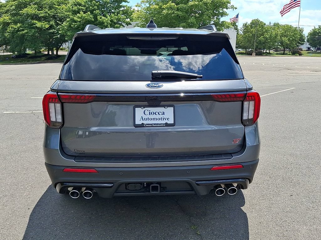 Certified 2026 Ford Explorer ST w/ Sun And Sound Package AWD/4WD image 8