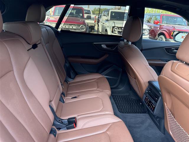 Used 2022 Audi Q8 Prestige AWD/4WD image 21