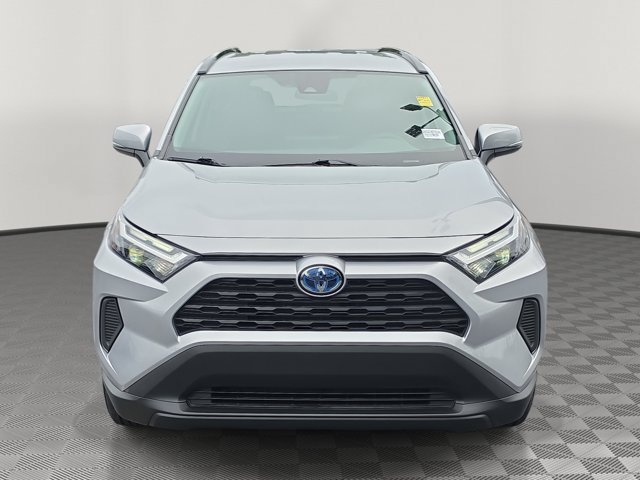 Used 2024 Toyota RAV4 LE AWD/4WD image 2