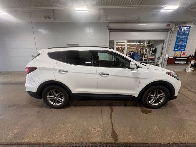 Used 2017 Hyundai Santa Fe Sport w/ 2.4L Tech Package 04 AWD/4WD image 8