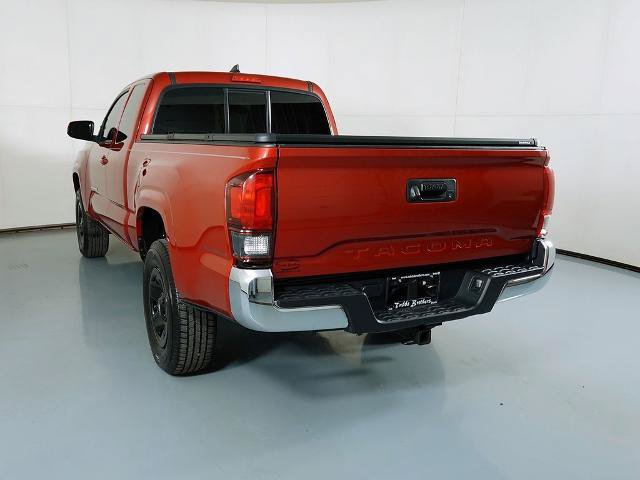 Used 2018 Toyota Tacoma SR5 RWD image 8