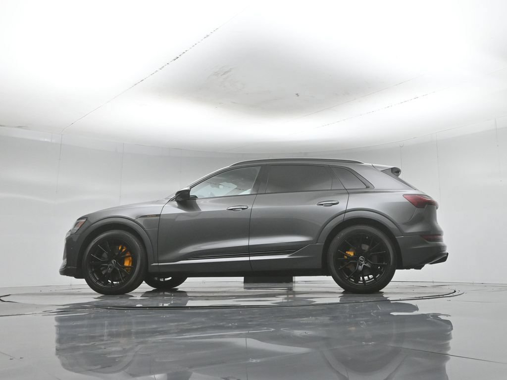 Used 2022 Audi e-tron Chronos w/ Chronos Package AWD/4WD image 57