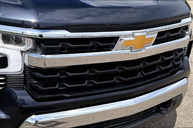 Used 2023 Chevrolet Silverado 1500 LT w/ Protection Package AWD/4WD image 28