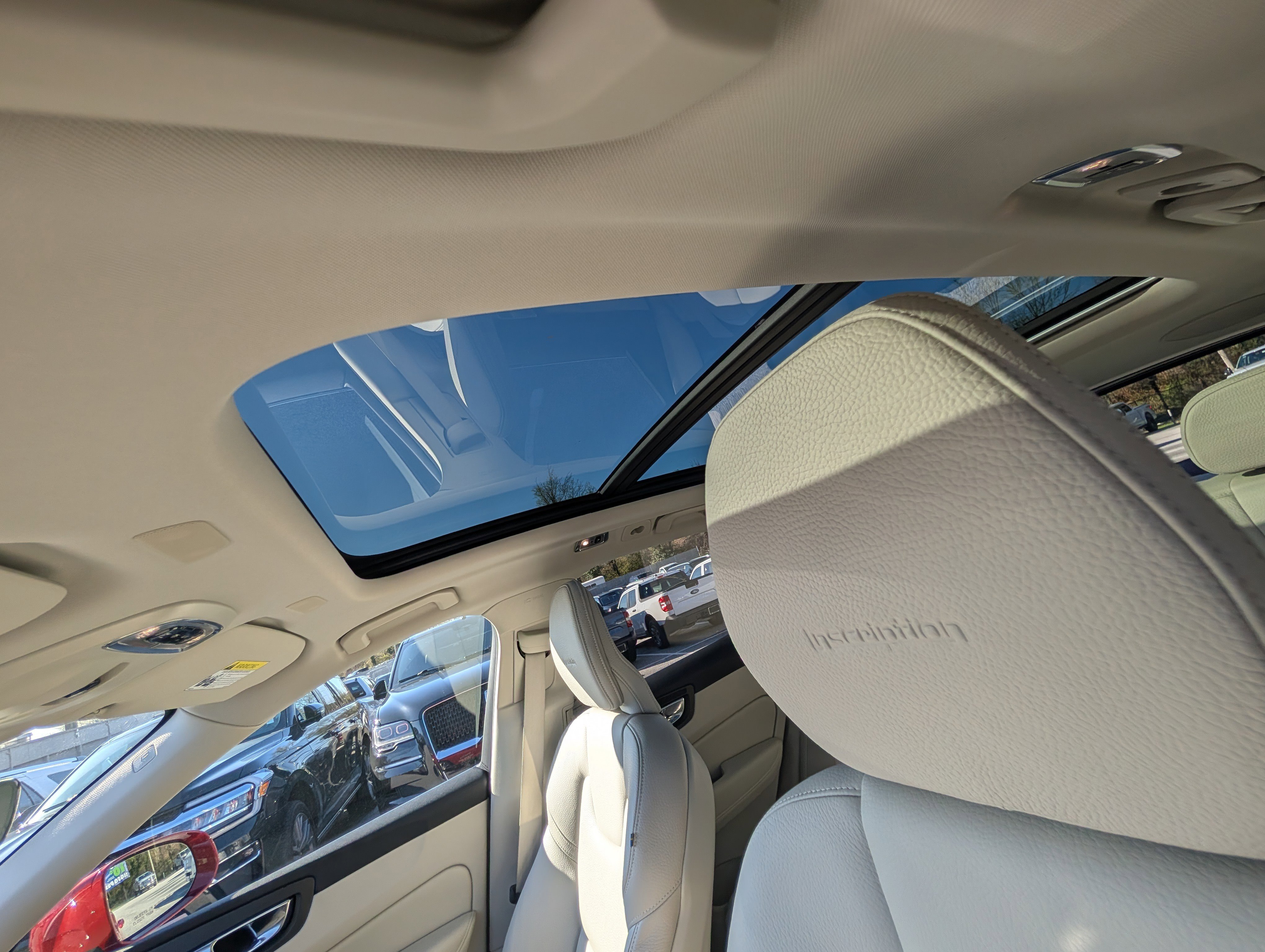 Used 2020 Volvo XC60 T5 Inscription w/ Protection Package Premier image 21