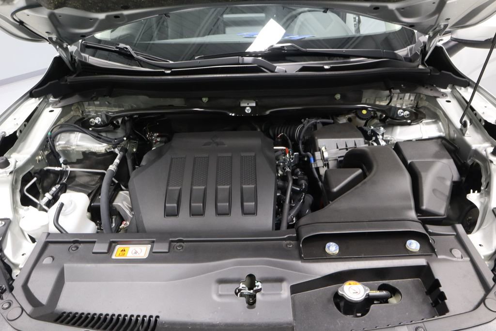 Used 2026 Mitsubishi Eclipse Cross SE AWD/4WD image 14
