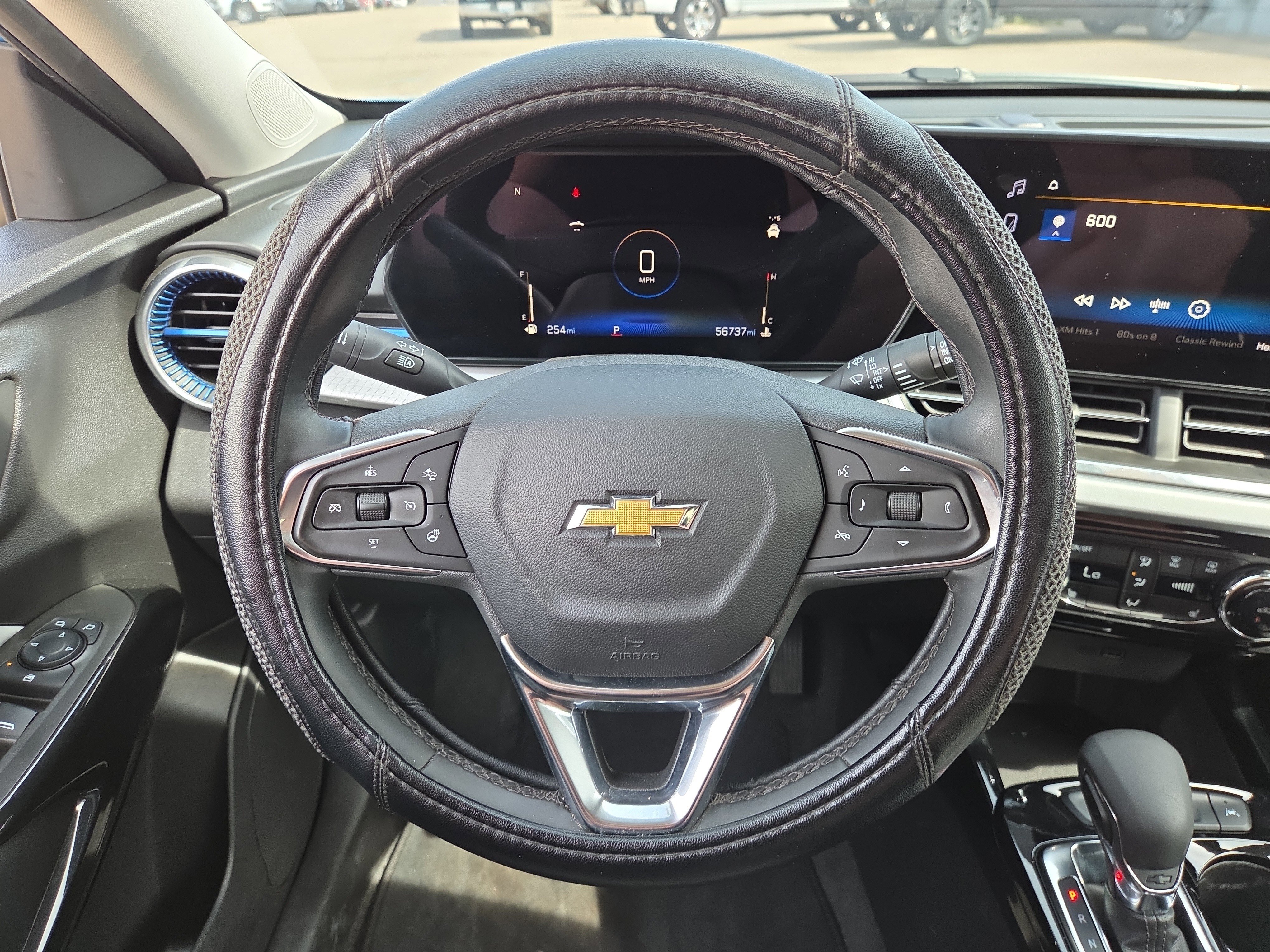 Used 2025 Chevrolet Trax LT w/ Driver Confidence Package FWD image 18