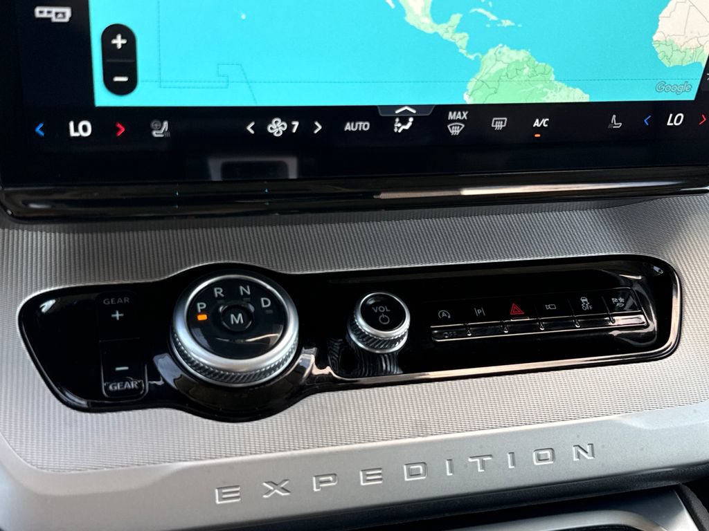 Certified 2025 Ford Expedition Active RWD image 24
