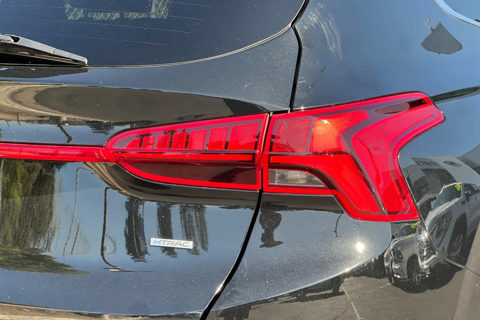 Used 2023 Hyundai Santa Fe SEL w/ Premium Package AWD/4WD image 28