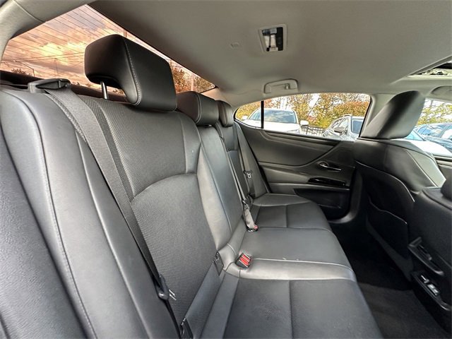 Used 2022 Lexus ES 350 w/ Premium Package image 40