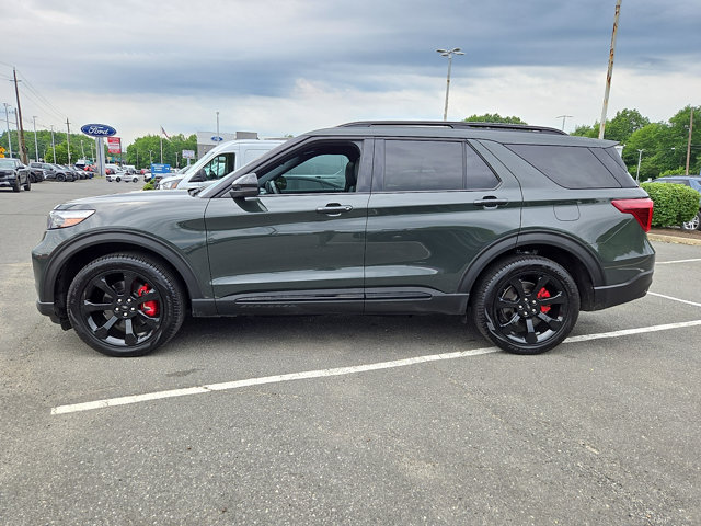 Certified 2024 Ford Explorer ST w/ Equipment Group 401A AWD/4WD image 6