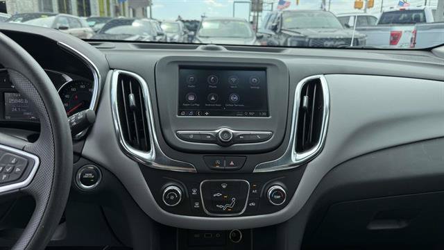 Used 2023 Chevrolet Equinox LS w/ LS Convenience Package AWD/4WD image 19