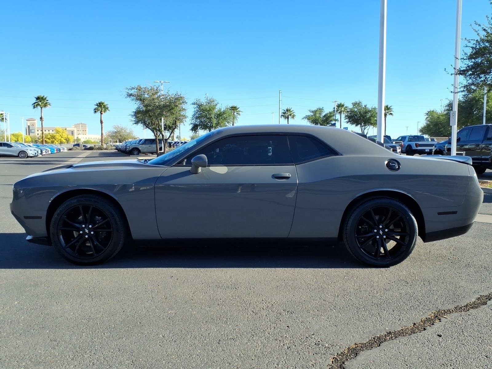 Used 2018 Dodge Challenger SXT w/ Blacktop Package image 2