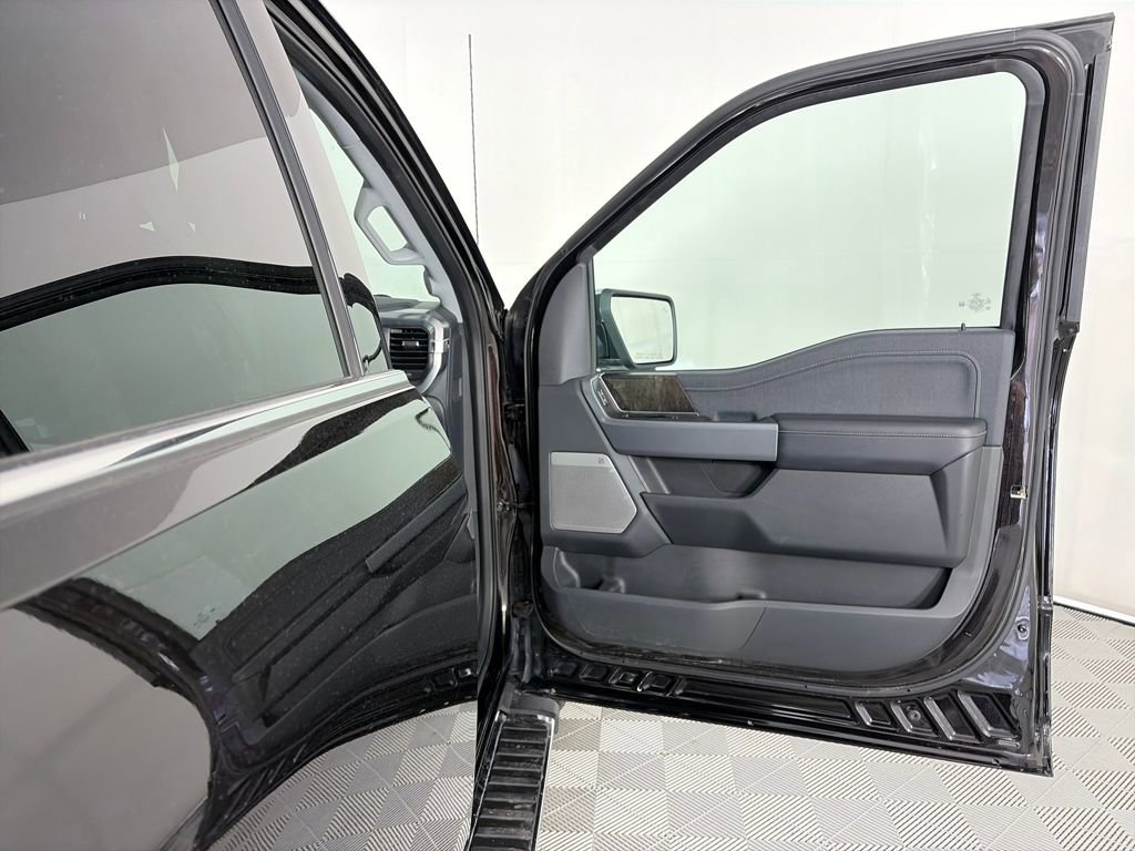 Certified 2021 Ford F150 Lariat image 31