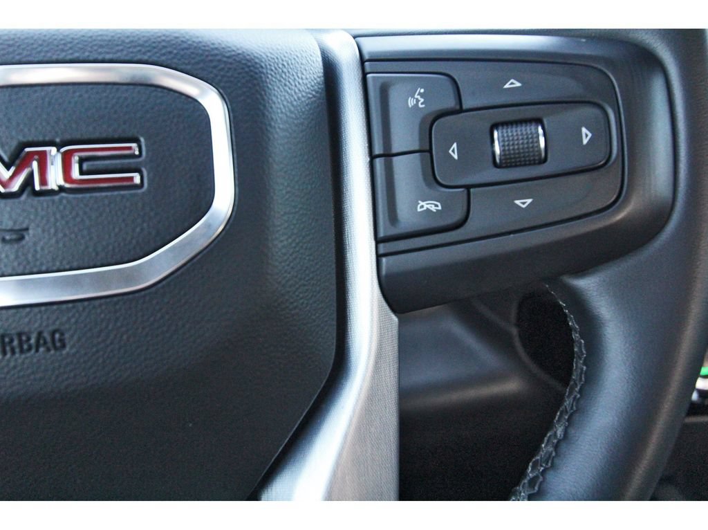 Used 2023 GMC Sierra 1500 SLT AWD/4WD image 18