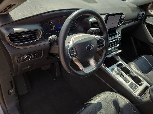 Certified 2023 Ford Explorer Limited RWD image 24