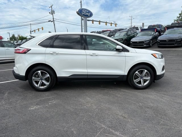 Certified 2021 Ford Edge SEL w/ Convenience Package AWD/4WD image 2
