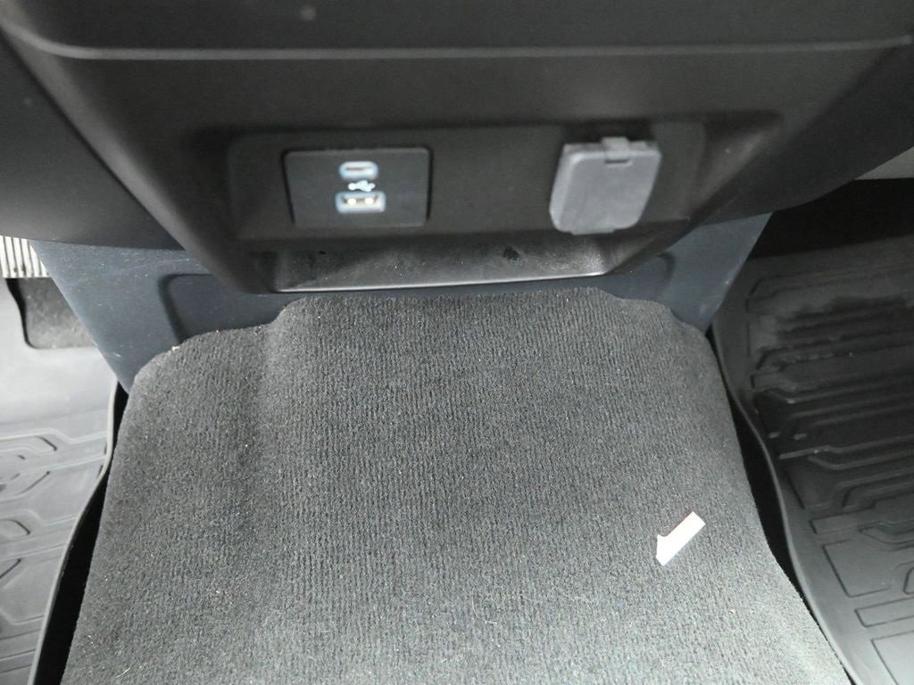 Certified 2022 Ford F250 XLT w/ XLT Value Package image 31