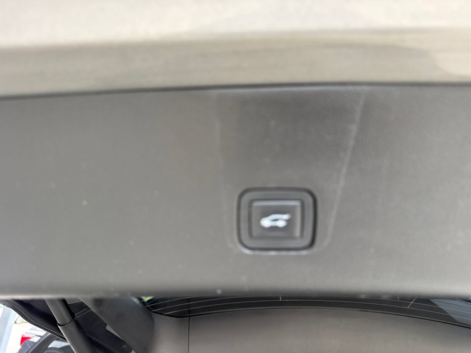 Used 2019 Chevrolet Traverse LT FWD image 37