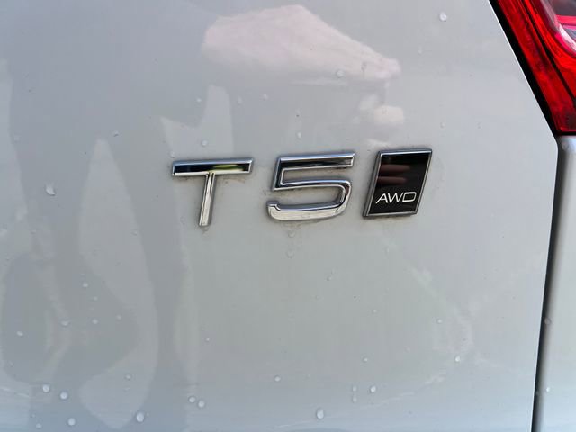 Used 2020 Volvo XC40 T5 Momentum w/ Protection Package Premier AWD/4WD image 40