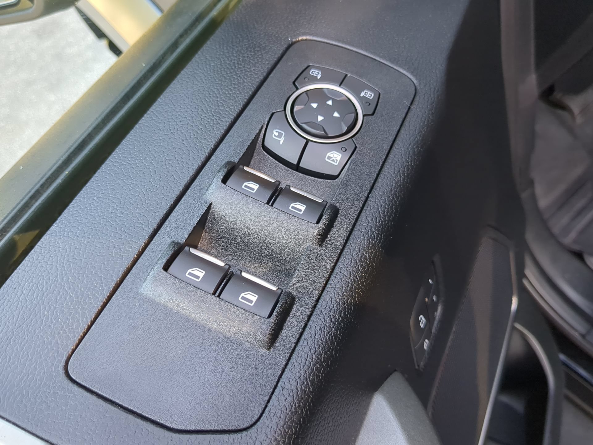 Certified 2018 Ford F150 Raptor w/ Equipment Group 802A Luxury AWD/4WD image 55